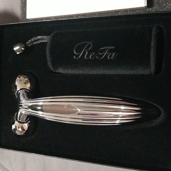 💕REFA💕 ReFa Carat Ray Face Roller ~ New In Box - Picture 15 of 17